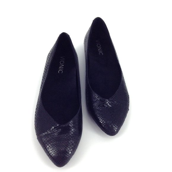 VIONIC Black Snake Caballo Flats - Picture 1 of 8